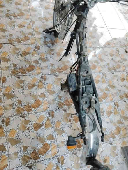 السلام عليكم 
شاصي اوراق اصولي موديل 19 نضيف ومكفول من العواج والفطر واللحيم سعر 250 وبي مجال مكاني حله مركز خاص مفتوح رقم ***********
