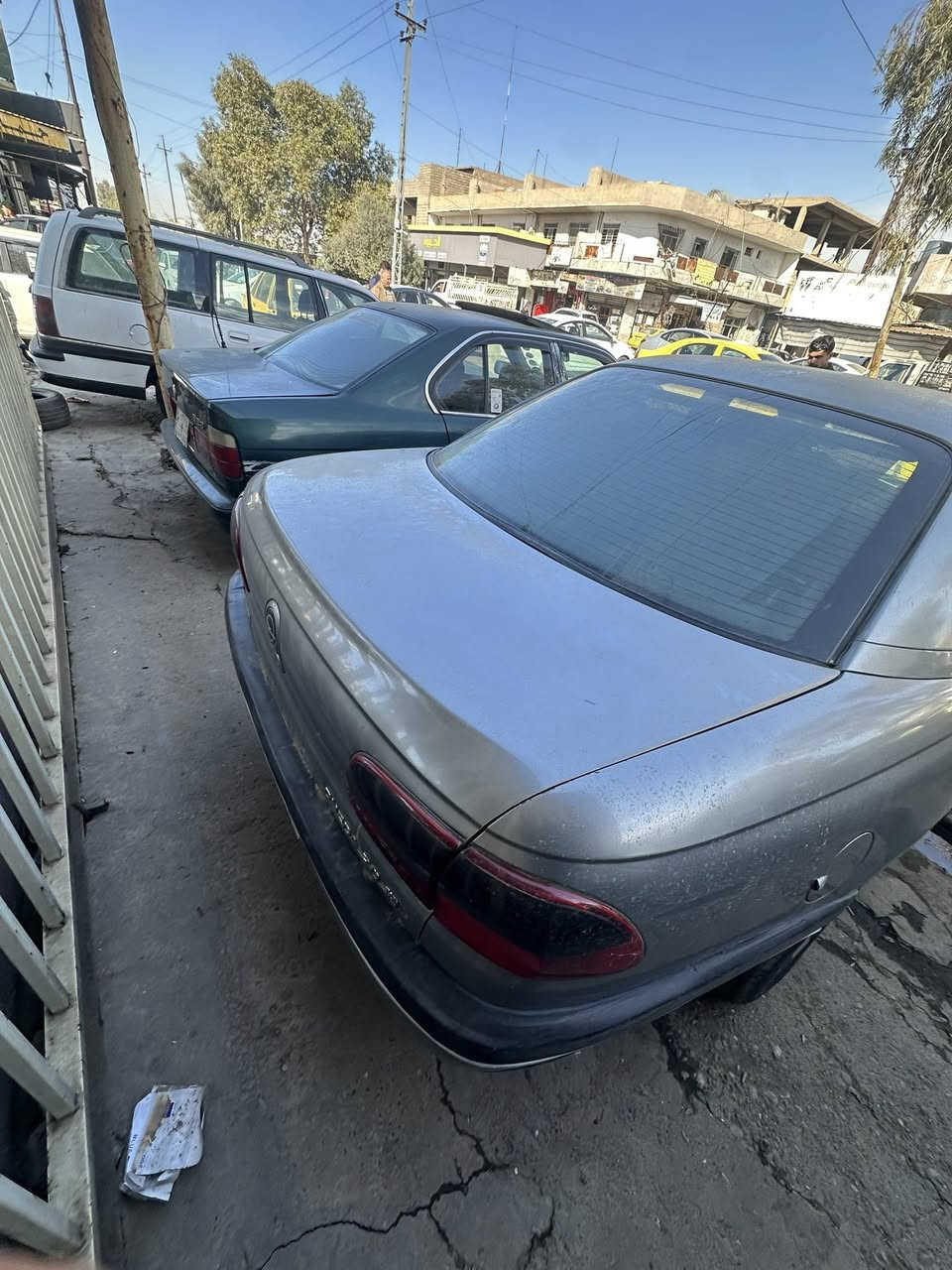 اوبل نفخ موديل 1994 فول موصفات بس كير عادي 
سنويه نهيت ال 2027  
دخل جلد. بيها صبغ ثلث قطع بس انطيك احزام بدون اي حادت او داخل سياره حيل حلوه رقم الماني نينوئ بسمي كابون 
محرك 20كبس شرط السعر 37وبيها مجال عنوان موصل 
رقم ال توصل ***********
***********
