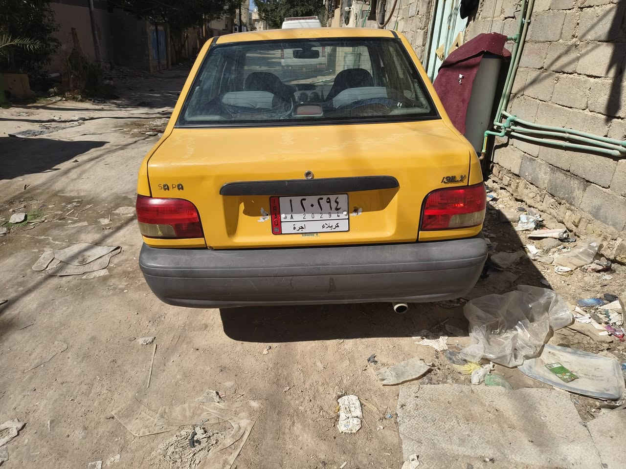 السلام عليكم سايبه 12 نضيفه بيه بس الهلالات مكينه كير حداديه تخم تاير كله جديد السياره نضيفه كلش السعر 29  الرقم ***********
