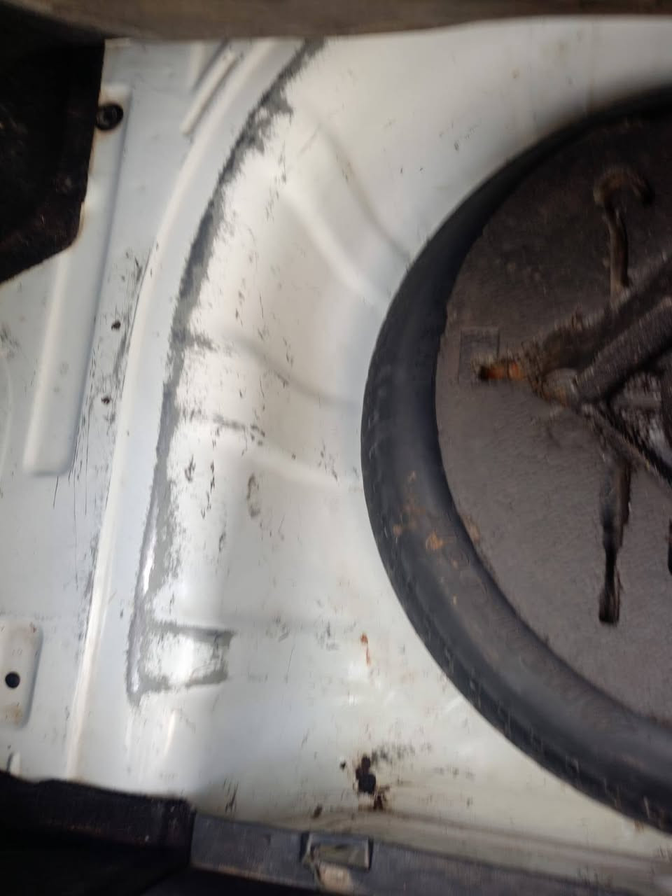 السلام عليكم
افانتي ٢٠٠٧ خليجي محرك ١٦٠٠ حاوية ، بيها قطعتين تبديل بلادي و قطعتين صبغ بدون دواخل رقم ديالى 
السعر : ٨٦ ورقة 
العنوان: بعقوبة الجديدة 
رقم الهاتف : ***********
