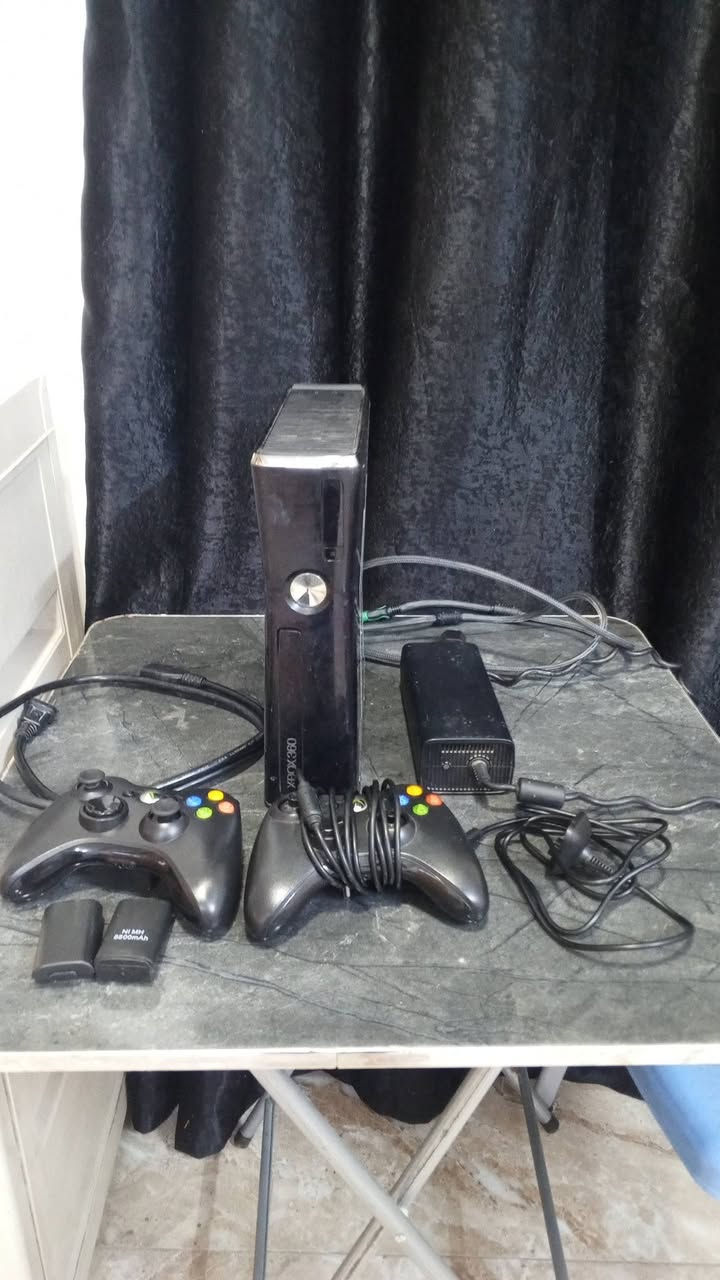 اكس بوكس 360 لبيع سلم مع جميع ملحقات وثنين جويستك و 32 لعبه قويه السعر 100 وبي مجال المكان بغداد الشعب وتواصل خاص


**إذا كنت صاحب هذا الإعلان وتريد حذفه لأي سبب، رجاءا أرسل رسالة إلى الدعم الفني**