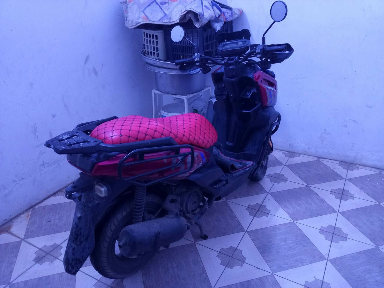 هذا ماطور للبيع السعر مليون 200نهايتها الي يريد يخابرني على رقمي ***********
