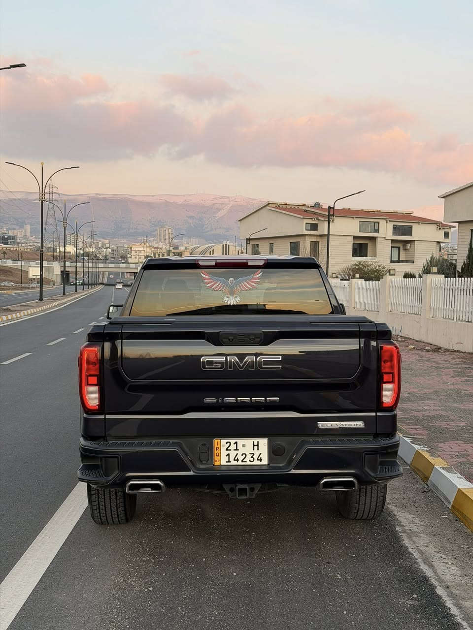 سلام عليكم
2023 GMC seirra للبيع
Elivation
Offroad pakage
شاشة كبيرة
عينة دجتال
دبل اكسل 
محرك ٨ سلندر 5.3 المرغوب
دبل اكسل خفيف و ثكيل
السيارة من دعامية لدعامية ابشرط
ماشية ٣٠ الاف ميل
رقم سليمانية باسمي تحويل وكالة نفس اليوم
حادث جدا بسيط جاملغ امامي صبغ بدون دواخل 
سعرها ٣٥٨$ و مجال بسيط 
مكان سليمانية تحويل وكالة نفس اليوم حاضر
رقم تلفون فايبر واتساب ***********
