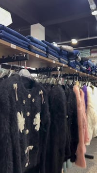 ملابس جديدة • بيع جملة • ١٧ تموز