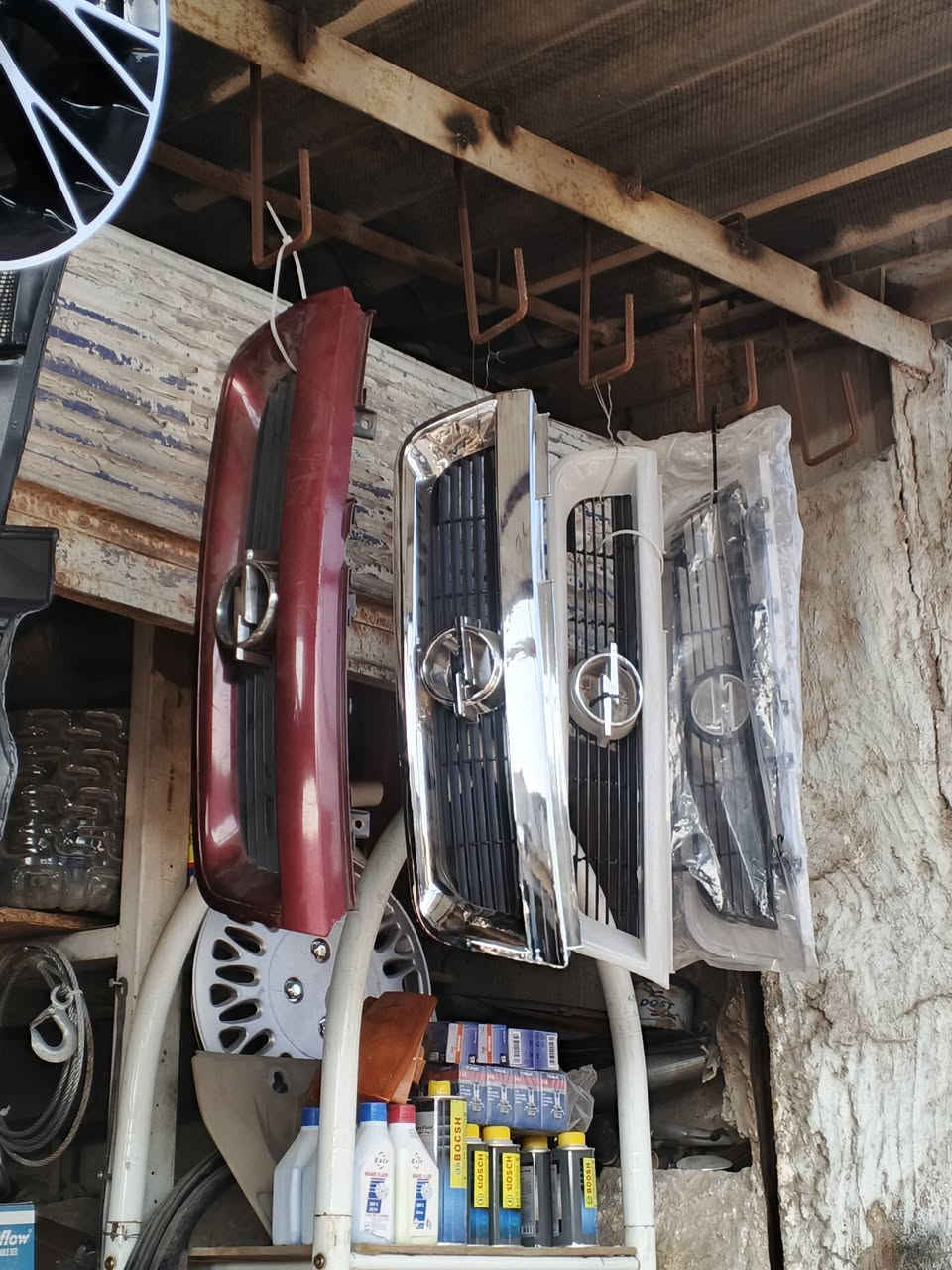 اي حاجة يخص الاوبل اوميكا وفكترا موجود 
كركوك حي الصناعي القديم شارع الجامات كراج المحبه اسطه ايوب
***********
***********
