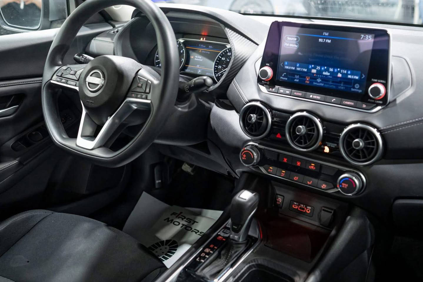 NISSAN SENTRA SV 2024
Engine: V4 2.0L 
ژمارە کاتی 
44 هزار روشتووە 
بستێک بونت بویاغە 
توزێک PDR 
بێ ناوگرتن 
ئێرباک سوکان سیستەم 
وارد ئەمریکی 🇺🇸 
نرخی 138 وەرقە و مجال 
📍شوێن هەولێر 
~~~~~~~~~~
0751-2004-377
0772-818-6453
~~~~~~~~~~
NISSAN SENTRA SV 2024
Engine V4 2.0 L 
رقم كاتي 
ماشي 44 الف
بيها شبر بونت صبغ 
هشوية PDR 
 بدون داخل 
ايرباك ستيرن سيستم 
وارد امریکي 🇺🇸 
سعر 138 وەرقة بي مجال 
📍مکان سیارة اربیل أربيل, العراق


**إذا كنت صاحب هذا الإعلان وتريد حذفه لأي سبب، رجاءا أرسل رسالة إلى الدعم الفني**