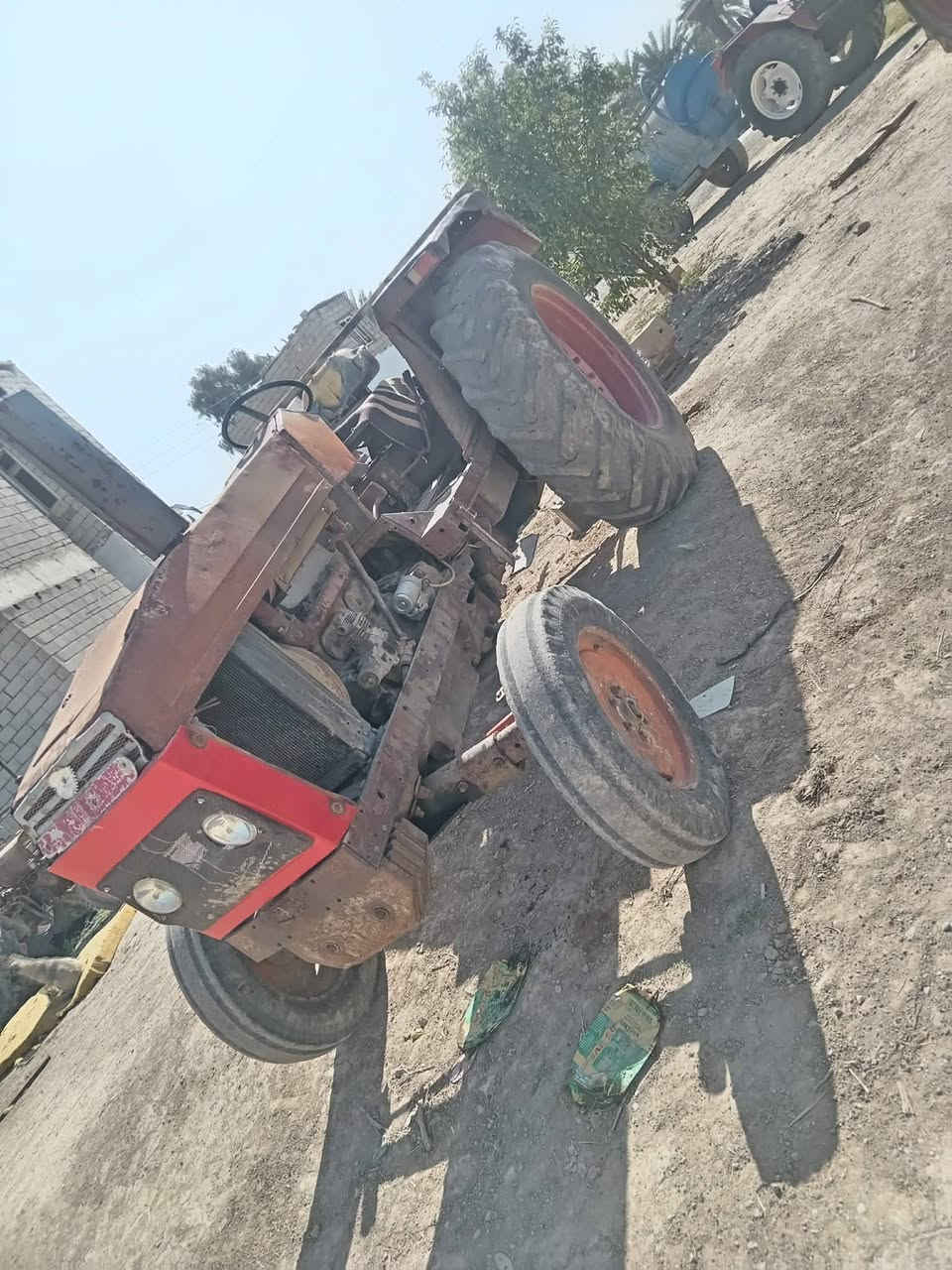 عنتر ثمانين البيع جاهزه ماكو نقص خير من الله بيهه كتاب مزاد مكان ديالى هيه وفدان سعر٤٥٠٠وبيه مجال الستفسار ***********
