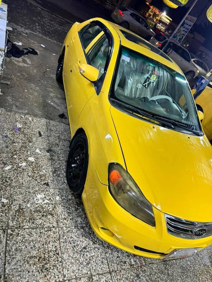 السلام عليكم بي وايدي موديل ١٣ بيها بس بنيد هزه جديده ارقام نكليزي هيئه مصفره مكينه نضيفه بيها خربطه تخربط لو مكينه لو كير ابيع هل موجود كهربائات كامله سعرها ٤٥ وبيها مجال بسيط او مراوس حسب القناعه رقمي ***********
