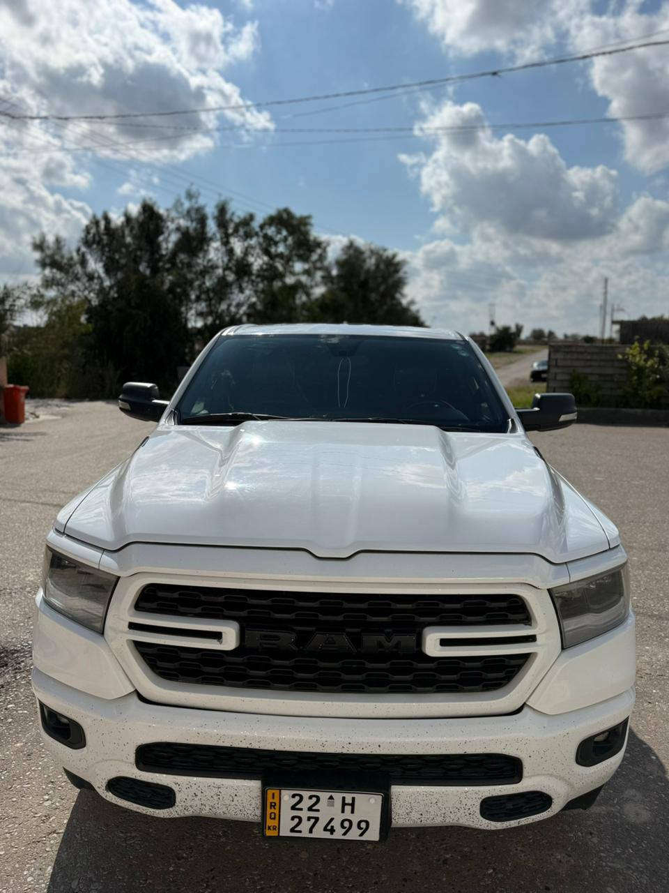 السلام عليكم اللبيع دوج رام 2022
رقم اربيل جديد تحويل مباشر 
باب طويل بدي قصير
مكفوله من الصبغ بارد مكانين زغار 
كير مكينه شرط
الموصفات 8 / 5700 
كشنات جلد
صندوق كهرباء
تشغيل عن بعد  بعد موصفات هواي  معروفه الرام
السعر 310 بيها مجال قليل
مكان السياره تكريت 
اتصال ***********
