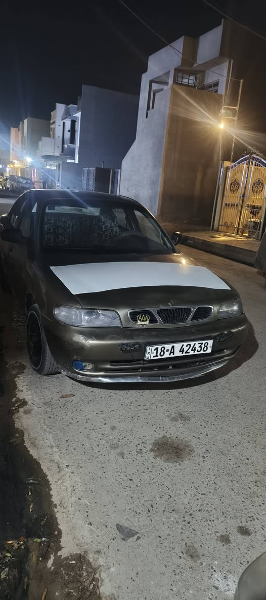 السلام عليكم 
دايو نوبرا ون المرغوب موديل 1998 
سياره فول توماتيك كير ومحرك شرط جديد 
نضيفه داخلها جلد دوشمتها حلوا وجديده 
وايرمنيتها كلها بشرط كامله السياره شرط مابيها صبغ فقط الدائر يلي بصفحة النفر مكفوله من الحادث 
سنويتها جديده 2030 هزتها بعدها ماساقطه 
السياره بأسمي شرط التحويل ول وكاله
0.7.5.0.7.5.2.4.2.9.5 الحمدانية, نينوى
