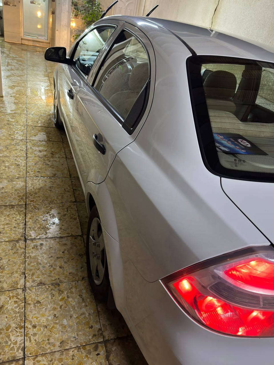 سلام عليكم للبيع افيو 2011 شركه عامه مكفوله من ضربه او الصبغ و التبديل محرك مفتوح تبرد شغال تتفئه تخم تاير جديد باتري جديد مري كهربائي كير محرك جدد شاشه كامره سياره حلوه كهربائيات كلهه شغاله رقم بغداد نكليزي تحويل ثاني يوم السعر ( 80 او بيهه مجال للطيبين غير متواجد عل فيس تلفون ( *********** ) ( ***********4
