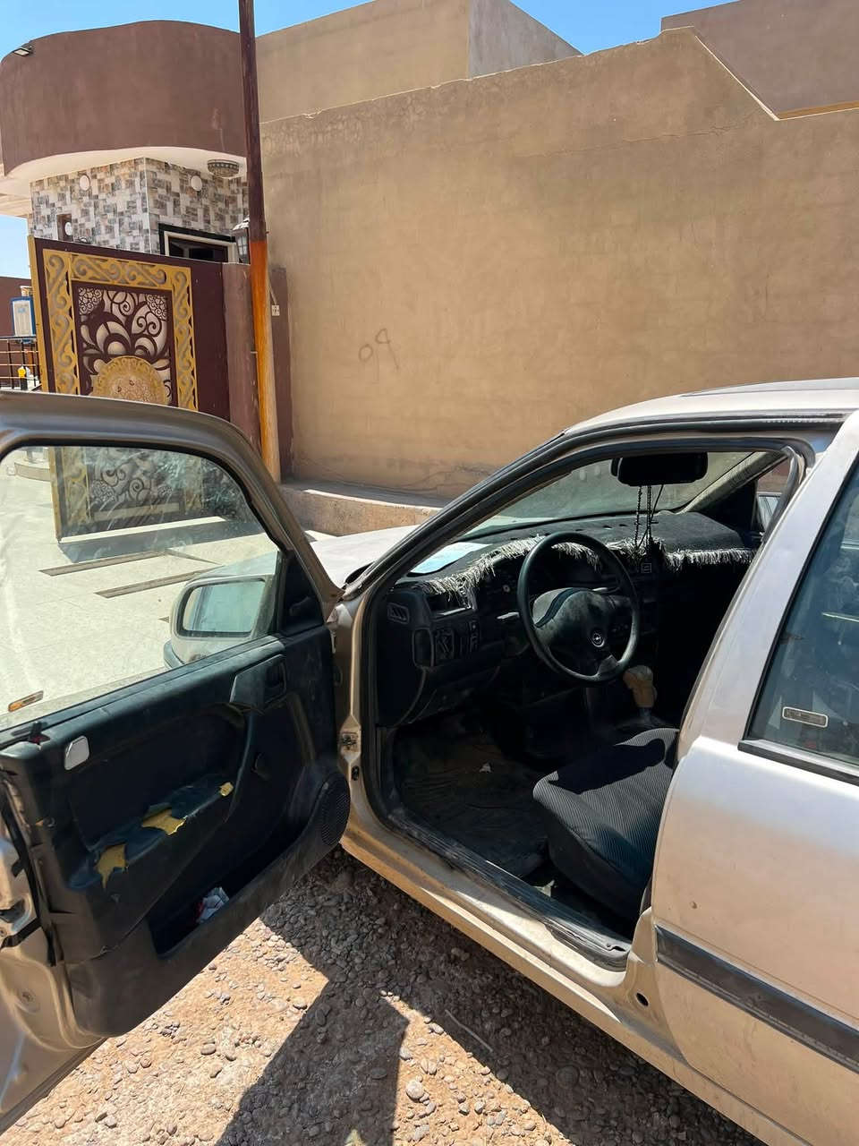 فكترا للبيع محرك 18  رقم نينوى 
سنوية بأسمي 
٢٠٣٠ هزة جديدة 
بدون ضرر 
گير محرك الماني شرط 
تايات جدد 
گير توماتيك 
سيارة داخلها نظيف

كلشي جديد و مرتب 
السعر 46 و بي مجال بسيط 
سيارة نظيفة و تسوة … تعال بنفسك وشوف 
مكاني موصل سهل نينوى برطلة . 

ايّ تفاصيل اني حاضر ، و الشراي يتصل ع الرقم ***********
متواجد واتساب .
