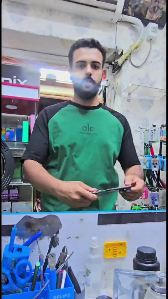 المصباح السحري لاصلاح الهواتف #اديسون  #كربلاء  #صيانه_موبايل  #fyp  #foryou 


**إذا كنت صاحب هذا الإعلان وتريد حذفه لأي سبب، رجاءا أرسل رسالة إلى الدعم الفني**