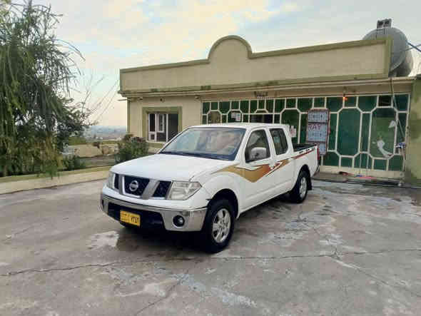 ناڤارا 2008 گير تؤماتيك 
بڕاوە رةقةم دووبارة 
گير و مةكينة بةشةرت 
ناوو زةرد 
سعرى 49 مجال 
شوين رانيه 
***********
*********** رانية
