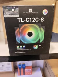 مراوح ثيرمال رايت ARGB • ٥ قطع • نظيفات شبه جديدة