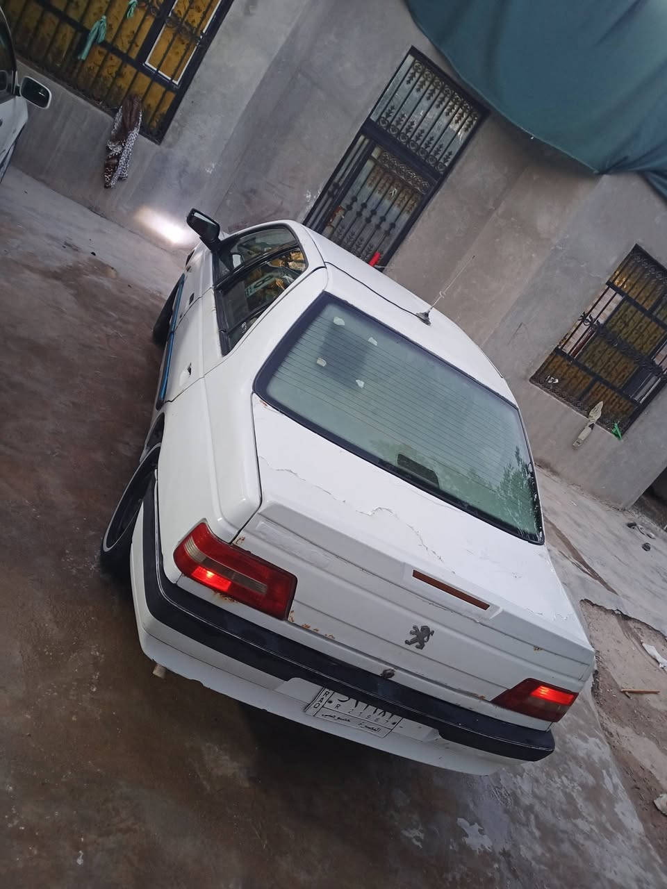 يا الله سلام عليكم بيجو 405 مديل 2014سياره جاهزه كبل لشارع حداده تايرات كهربايات كله جديد تبريد ثلج مكان السياره البصره الشعيبه حي المرتضه قرب مصفه النفط السعر 32بيه مجال رقم الهادف ***********خوان غير متواجد عله الفيس مكينه و كير شرط بل جيس
