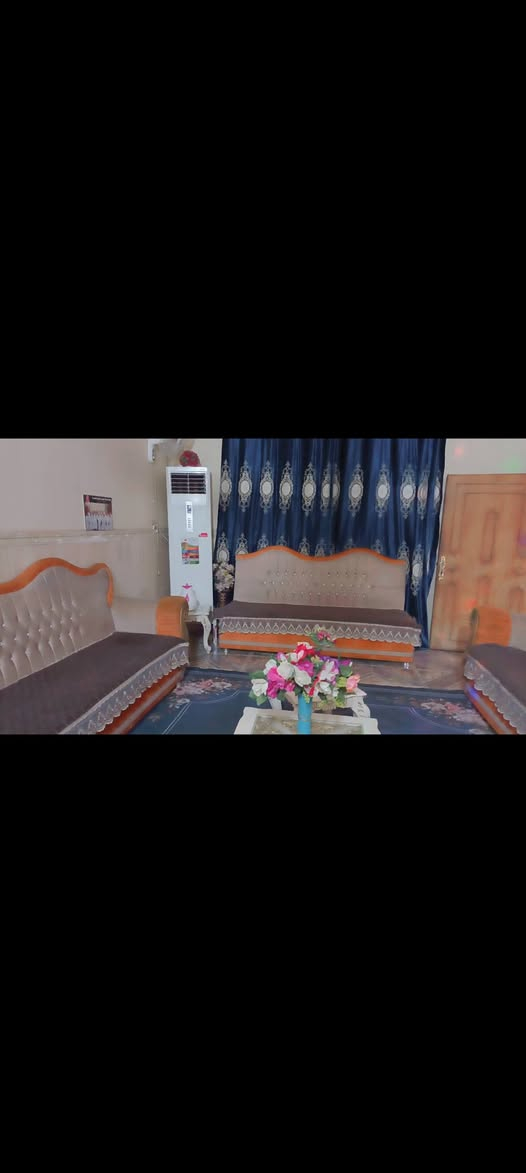 تخمين ١٠ قطع
٢٢ مقعد ب٥٠٠ 
عنوان كربلاء كربلاء, العراق


**إذا كنت صاحب هذا الإعلان وتريد حذفه لأي سبب، رجاءا أرسل رسالة إلى الدعم الفني**