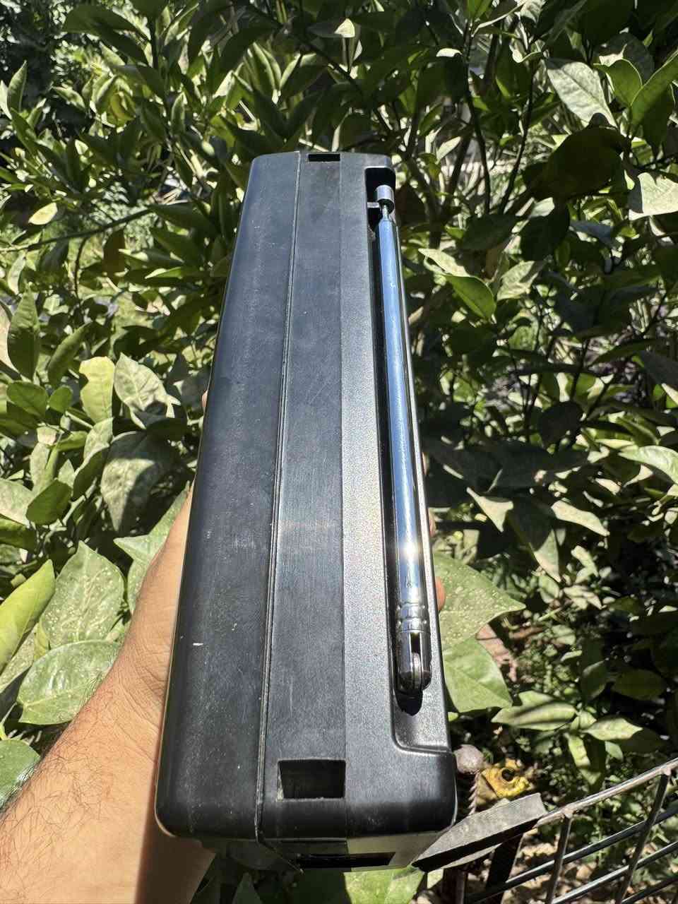 السلام عليكم راديو باناسونيك Panasonic صناعة اندونيسية قديم النظافة ممتازة سحب ممتاز مع بطاريات اصلية energizer max 

السعر 100 الف شامل التوصيل


**إذا كنت صاحب هذا الإعلان وتريد حذفه لأي سبب، رجاءا أرسل رسالة إلى الدعم الفني**