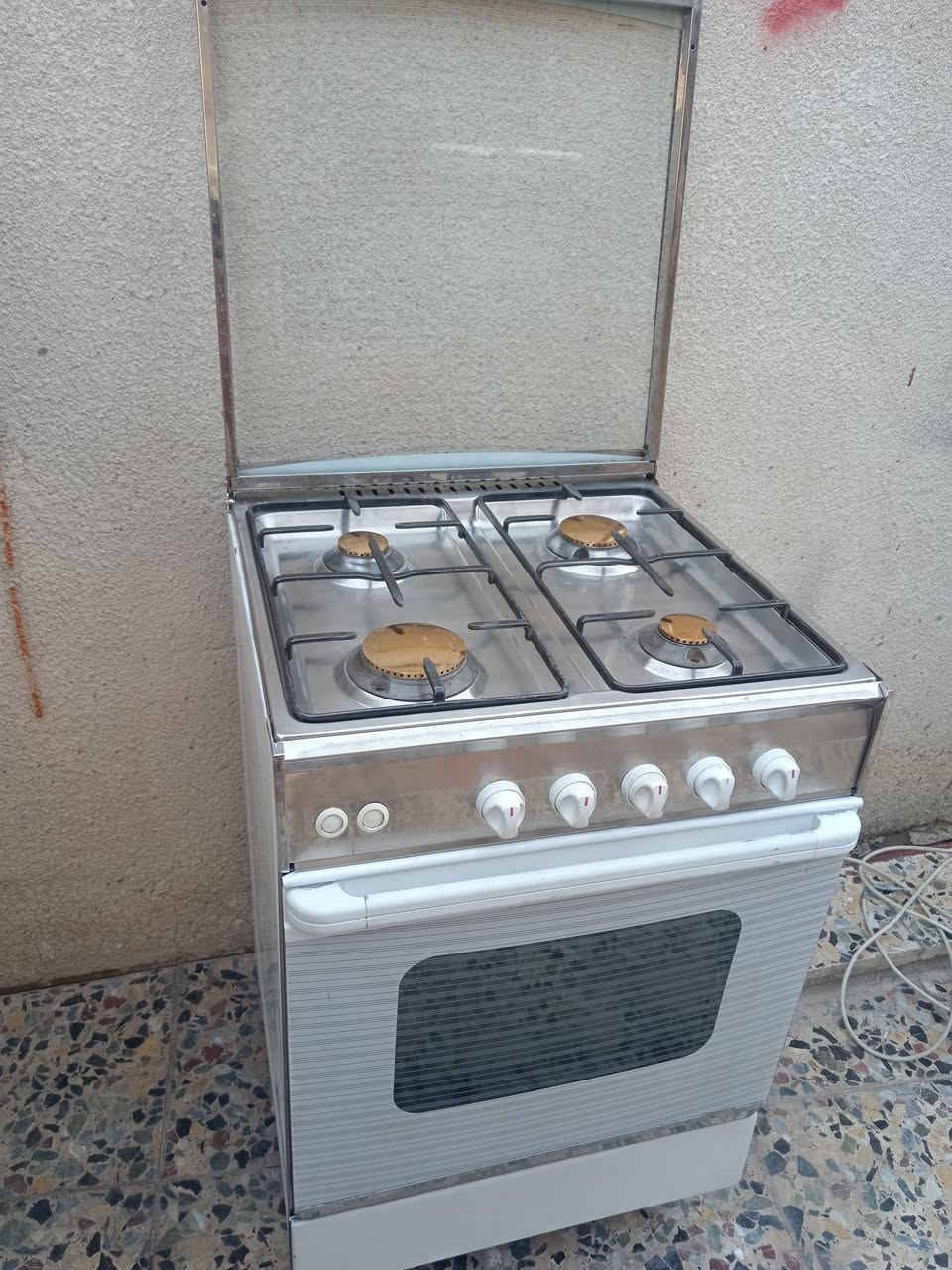 طباخ مصري يونفرسال نظف وكلة شغال مابي اي نقص ب110 وبراد مي كلة شغال ب60 وكيزر ب60 وتانكي مي ب95 مكانهن بغداد كريعات ويوحد توصيل بكروة


**إذا كنت صاحب هذا الإعلان وتريد حذفه لأي سبب، رجاءا أرسل رسالة إلى الدعم الفني**