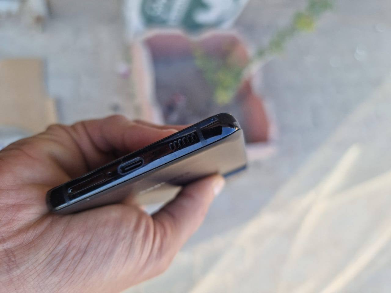 كلكسي s21 الترا فايف جي 
نسخة يابانية اصلية
ذاكرة ٢٥٦ 
محدث اخر اصدار اندرويد ١٥ 
رام ١٢ + ٨ 
جهاز مستخدم قليل نظيف 
الجهاز مبدل فقط ظهر اصلي 
الجهاز ما بي اي عطل كله شغال و نظيف 
ملحقات الجهاز فقط الكارتون الاصلي 
الجهاز للبيع او المراوس 
السعر ٣٦٥ الف 
البصرة السراجي البصرة, العراق


**إذا كنت صاحب هذا الإعلان وتريد حذفه لأي سبب، رجاءا أرسل رسالة إلى الدعم الفني**