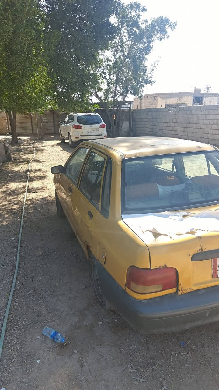 سلام عليكم شباب عندي سايبه مديل 12لسياره جانت نضيفه كلش بس اندعمت وتركتها شهرين ماعندي فلوس اصلحها راعيه بل زبير بس رقمه راح مني هوه يريد تحويل مكينه تبخير لسنويه منتهيه لايتات وبك لايت ودعاميات موجودات رايدها ب9وبيه مجال قليل مكاني بصره ابو الخصيب ***********
