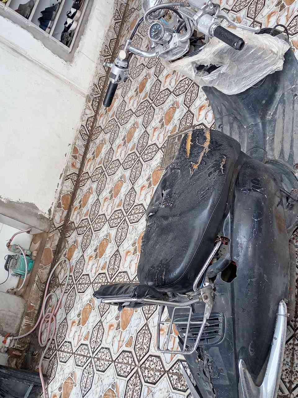 سلام عليكم ماتور عبد الحليم سفينه شغال ما ابي عيب سعر 125الف /***********
