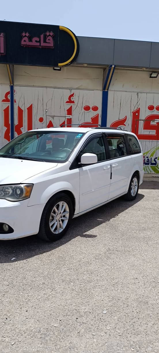 السلام عليكم ورحمة الله وبركاته
دوج كرفان موديل 2016 sxt محرك 3600

رقم بغداد انكليزي بأسمي مباشر

المواصفات معروفه مال sxt

تبريد تدفئه 3 قطع

كشنات بلع

ابواب والصندوق كهرباء

شاشة + كاميرا

حساسات

تدفئه بالكشنات

كشن كهرباء

تخم تاير جديد

تحكمات او قفل سرعه 

السياره ماشيه 128الف حقيقي

صور الحادث موجوده بالصور و ايضا السونار موجود

للإستفسار الاتصال عالرقم ***********

مكان السياره النجف الاشرف السعر 148 $ قابل للتفاوض
