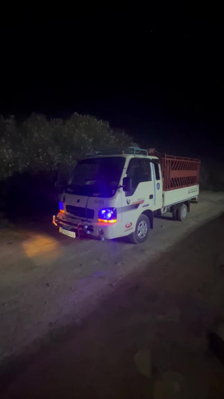 سلام عليكم  كيا حمل أم عيون للبيع (2002)
رقم بغداد تحويل ثاني يوم مكفوله كير اكسل شاصي  كهربائيات محرك جديد بلباكيت 
السعر (80)'''!***********.
