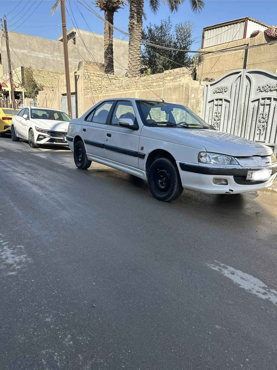 السلام عليكم بيجو بارص 2011 سياره مكينه وكير خير من الله سياره بيه بارد بل الجاملغ الخلفي والباب الوره السايق بيه مكينه مال الفرنسي بيه صبغ أربع أصابع بل الخشم مال الجاملغ الأمامي سياره بسمي تخم تاير جديد باتري جديد صدر جديد كهربائيات كله شغاله تبريد شغال سنويه جديده لل30 هزه جديده سعر 47 وبيه مجال    ***********
