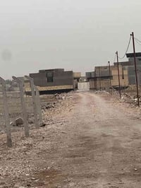 ورديه خلف الكفيل • ٢٠٠م • واجهة ١٥م