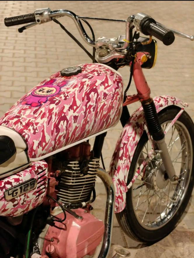 دراجه  حربيه للبيع سعر 450وبيها مجال حك جيه الاستفسار ***********
