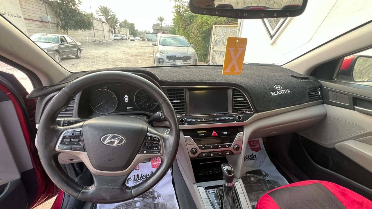 السلام عليكم النترا ٢٠١٧ جاهزه كير مكينه جدد تبريد ثلج صدر أمامي خلفي جديد تخم تاير رقم بغداد بيها خمس قطع صبغ للجماليه فقط حادثها قبق جنطه. فول مواصفات 1/1 سياره جاهزه ومابيها اي نقص. ممتواجد على الفيس اي استفسار الاتصال على الرقم ***********
السعر 110 وبيها مجال

