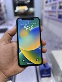 ايفون اكس • نجف