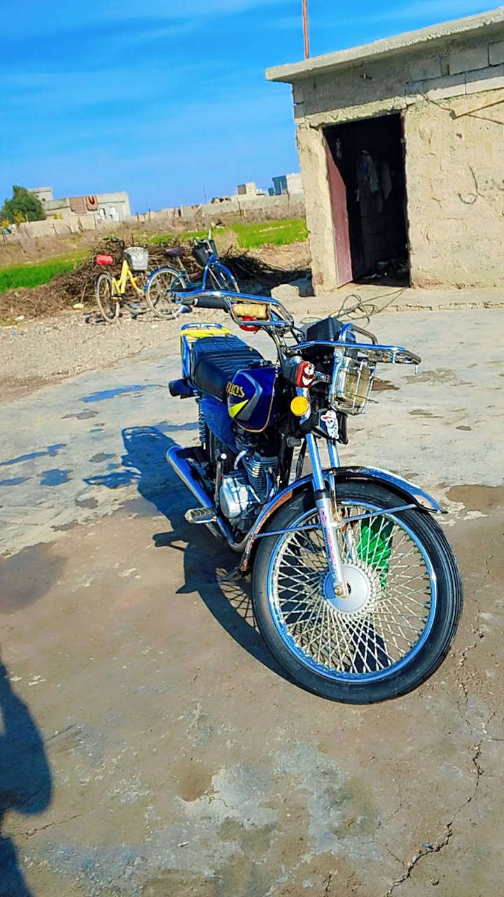 السلام عليكم تايكر 20ابو الدرع محرك مامفتوح ابو النمر شلعه نار والتصال عل رقم ***********
