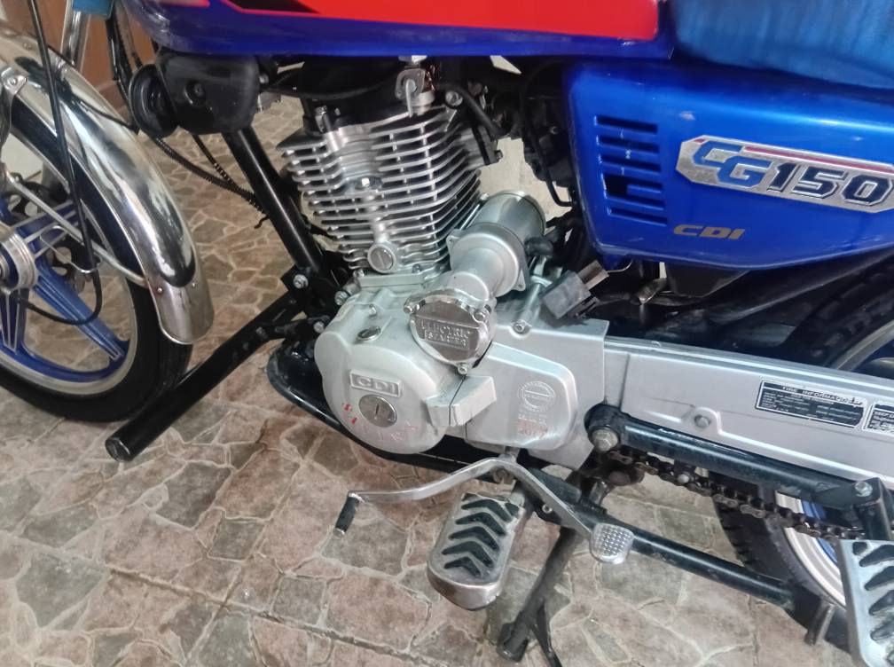 بارت 2017 مكنة كبس مع اوراقو  سعر 600الف وفي مجال ,
واتس ***********
