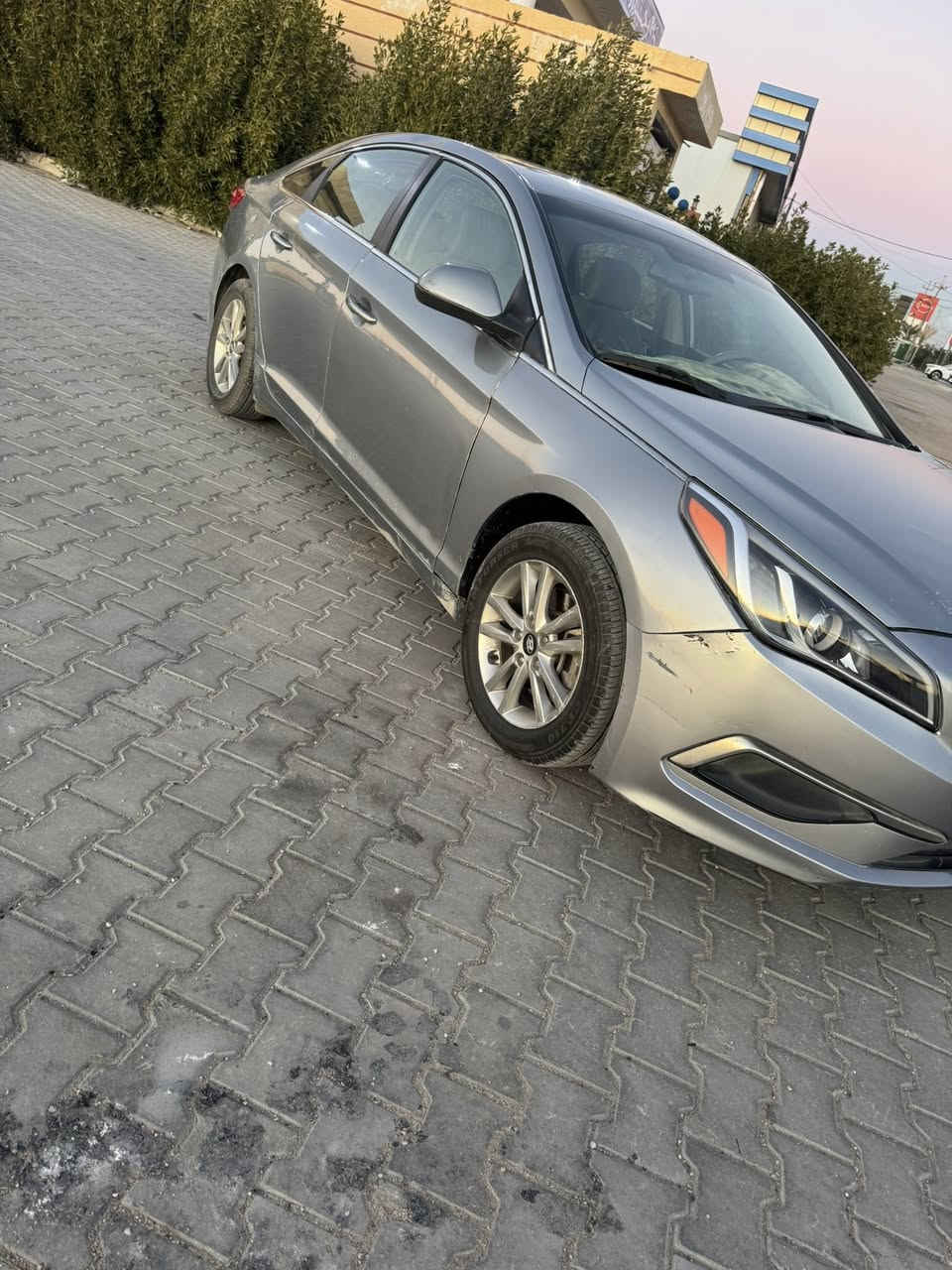 سوناتا ٢٠١٧ وارد أمريكي بيه قطعتين صبغ حدثه بيه مقطع فيديو امفصل كل التفاصيل مكان السياره نجف مكلف بل نشر صاحب السياره هذه رقمه *********** معروضه ١١٤ او بيه مجال
