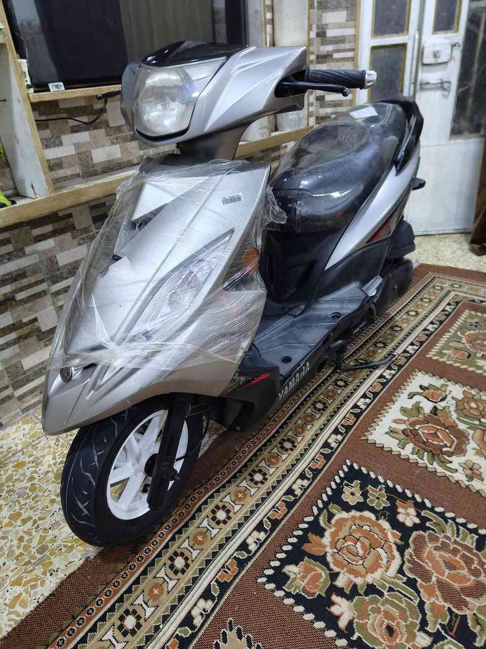 السلام عليكم جيتي ار مديل ٢٠١٢
مكفوله كفاله عامه منزلهه شهر ١١ من معارض الضلال ويلكب نجمه شاشه الكتروني ٣ الوان اوراق كامله  السعر مليون و١٠٠ وبيها مجال لشراي مكاني بغداد الشعله ***********  فقط الشراي يتصل بدون احراج
