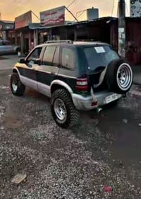 سيارة • بغداد