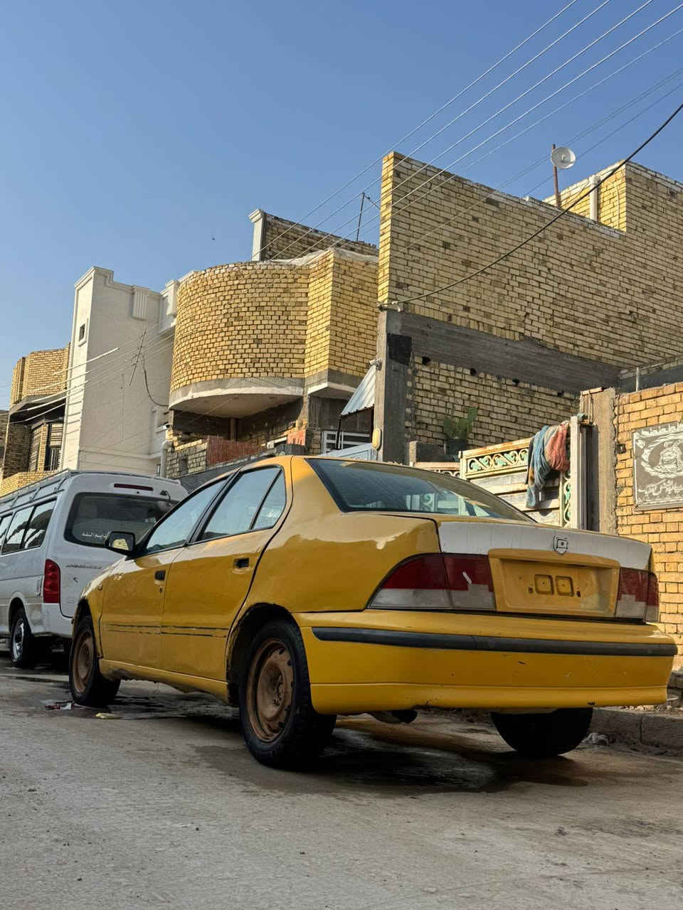 السلام عليكم سمند 2012 للبيع رقم نجف صدامي راعيها سنويه ساقطه موجود ويحول مكينه تبخر حداديه 50/ 100 كير نضيف كشر شوفة عينك مكانها ذي قار الشطره ***********
