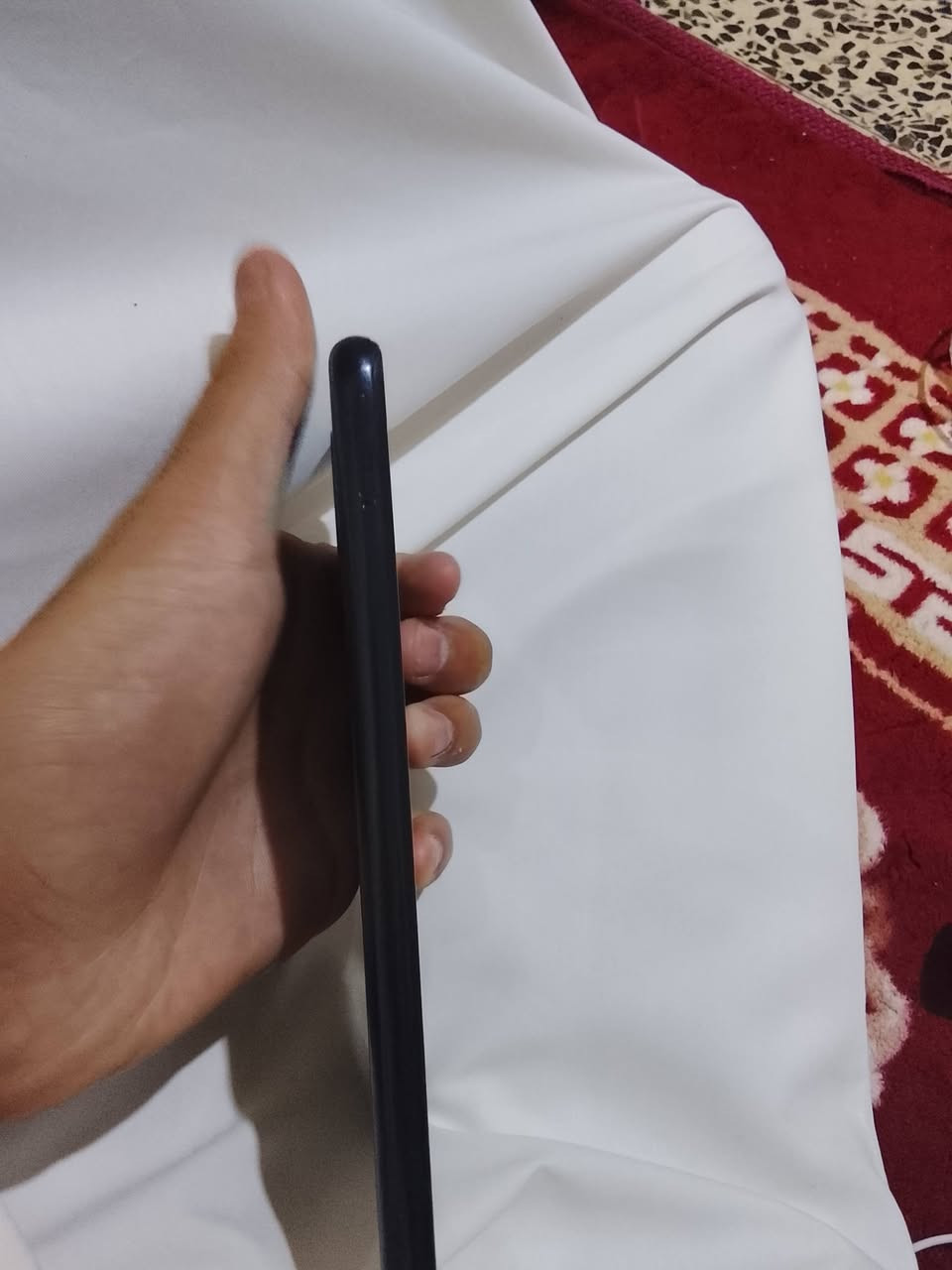 اي 12نظيف ما مفتوح ابد شرط نظافة سبعين بالمية ما مبدل بي اي شي شاشه بيها فطور بسيطه

رقمي ***********
