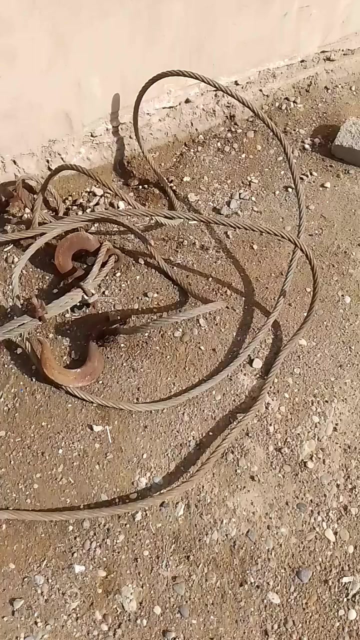 السلام عليكم حبل مال سحب سيارات وهوك هم السعر اتصل ***********//***********
