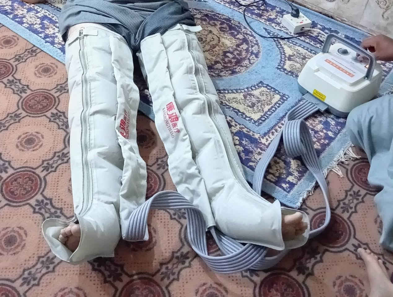 سعر الجهاز مال مساج ب 225 ***********
