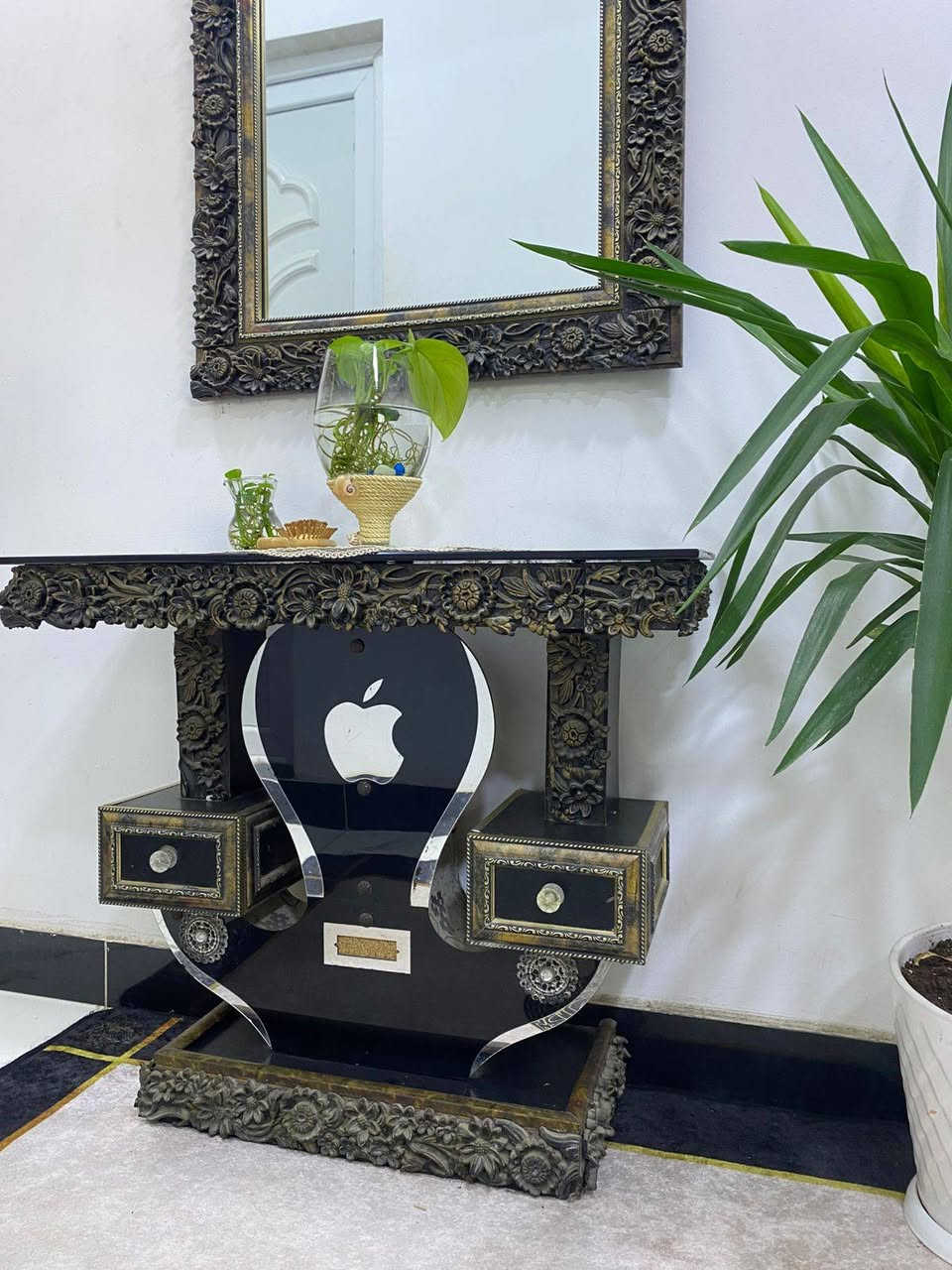 تخم قنفات تركي 10 مقاعد
كرسين 
٢ قنفات كبار 
ووحدة وسط 
+ مفرش بوهيمي مجاني 
+ طبلات عدد ٣ مجاني 
السعر ٤٠٠ 
مدخل : مرايا + ميز 
سعر ٥٠


**إذا كنت صاحب هذا الإعلان وتريد حذفه لأي سبب، رجاءا أرسل رسالة إلى الدعم الفني**