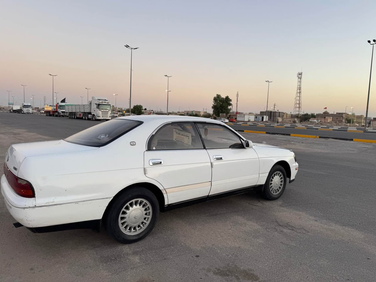 سلام عليكم بطه مديل 2000مكينه وكير حداديه جاهزه السياره بلديه مكفوله كص ونغل وضربه السياره جاهزه من كلشي مكان السياره البصره كرمت علي 
رقم الهاتف ***********
السعر 53وبيه مجال البصرة, العراق
