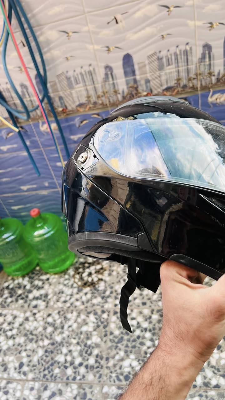 سلام عليكم 
عندي خوذه للبيع حجم  L
وياهة سماعات خوذه y80 المعروفه
التواصل فقط على الواتساب
السعر 60الف قفل
***********
عنواني الغزالية شارع الضغطً
