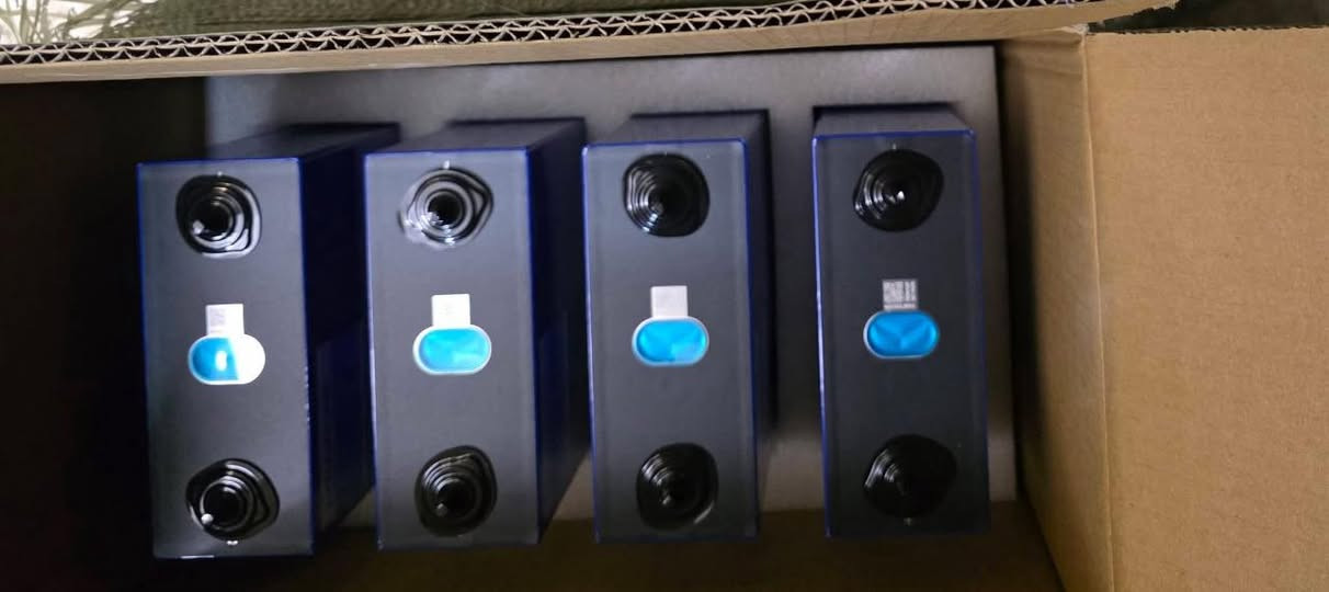 بطاريات فوسفات الحديد ٣١٤ أمبير بسعر ١١٥ الف


**إذا كنت صاحب هذا الإعلان وتريد حذفه لأي سبب، رجاءا أرسل رسالة إلى الدعم الفني**