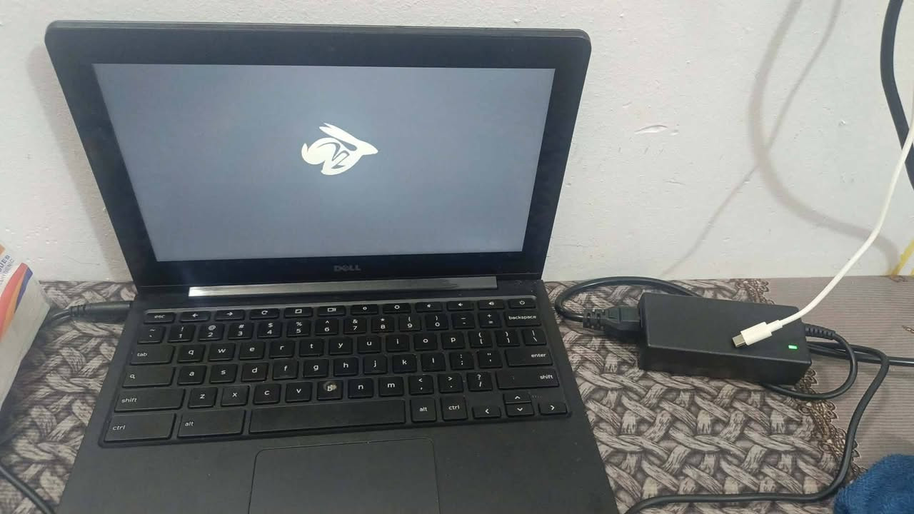 السلام عليكم لابتوب للبيع


**إذا كنت صاحب هذا الإعلان وتريد حذفه لأي سبب، رجاءا أرسل رسالة إلى الدعم الفني**