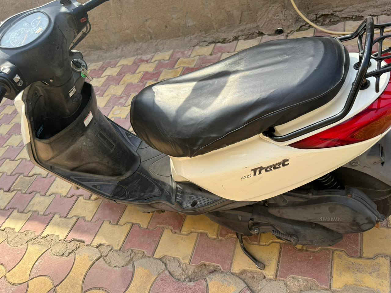 سلام عليكم دراجه اكزز مال رمبه مصالها هواي من طالعه دراجه كفاله عامه مكاني كربلاء شرط كفاله ونضافه كبال عينك اي نقص مابيها اي استفسار ***********
