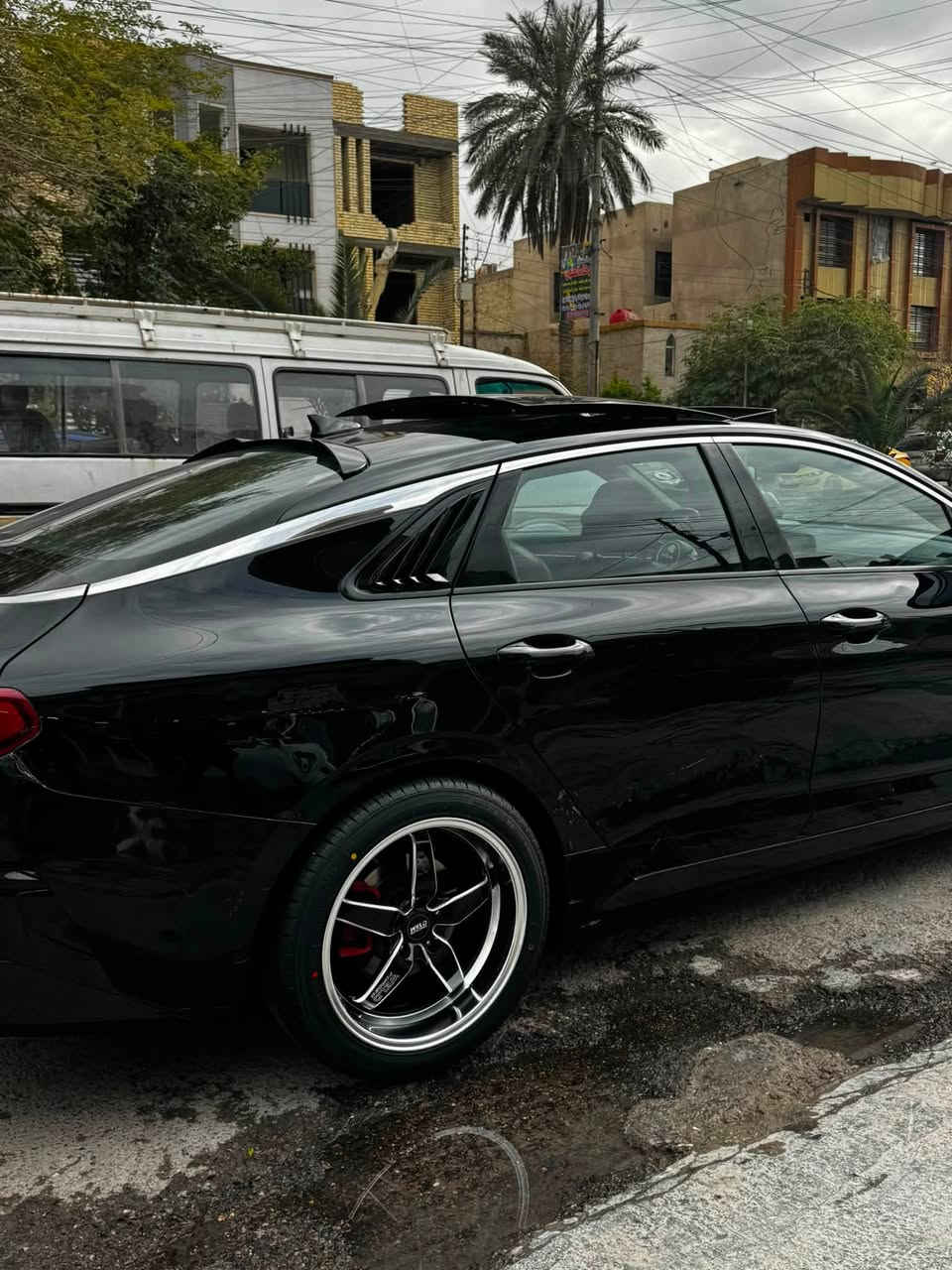 سلام عليكم
K5Gt lien
موديل 2022
فول مواصفات 
مواصفات الجيتي لاين المعروفة 
رادارات 
اوتو ستوب 
تحكمات ستيرن
كشنات ودركة تدفئة
تحديد مسار 
قيادة ذاتية 
مودات سياقة 
وهواي مواصفات بعد 
ماشية 70mi
حادث امريكة بل منشور وبل عراق صاربيهة ضربة بل باب العكس السايق الورة وشبر بارد بل جاملغ الخلفي 
سيارة حلوة ونضيفة ومناقصهة ايشي 
السيارة رقم اربيل 
عنواني بغداد 
للتواصل : ***********
