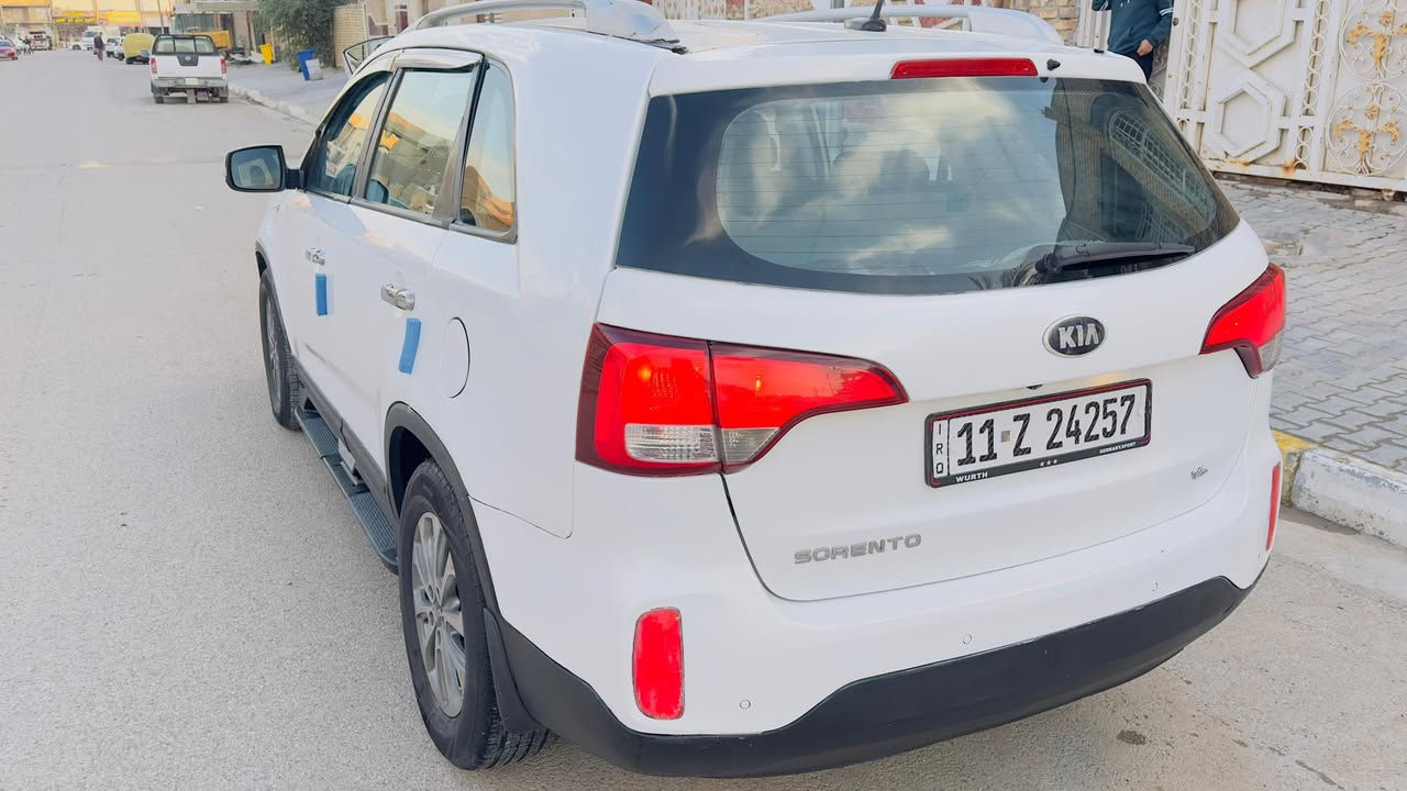 سلام عليكم سورنتوخليجي مصبوغه عام موديل 13شكل 14 سته سلندرسياره جاهزه سعر120 وبيه مجال مكان كوت الخاجيه ***********
